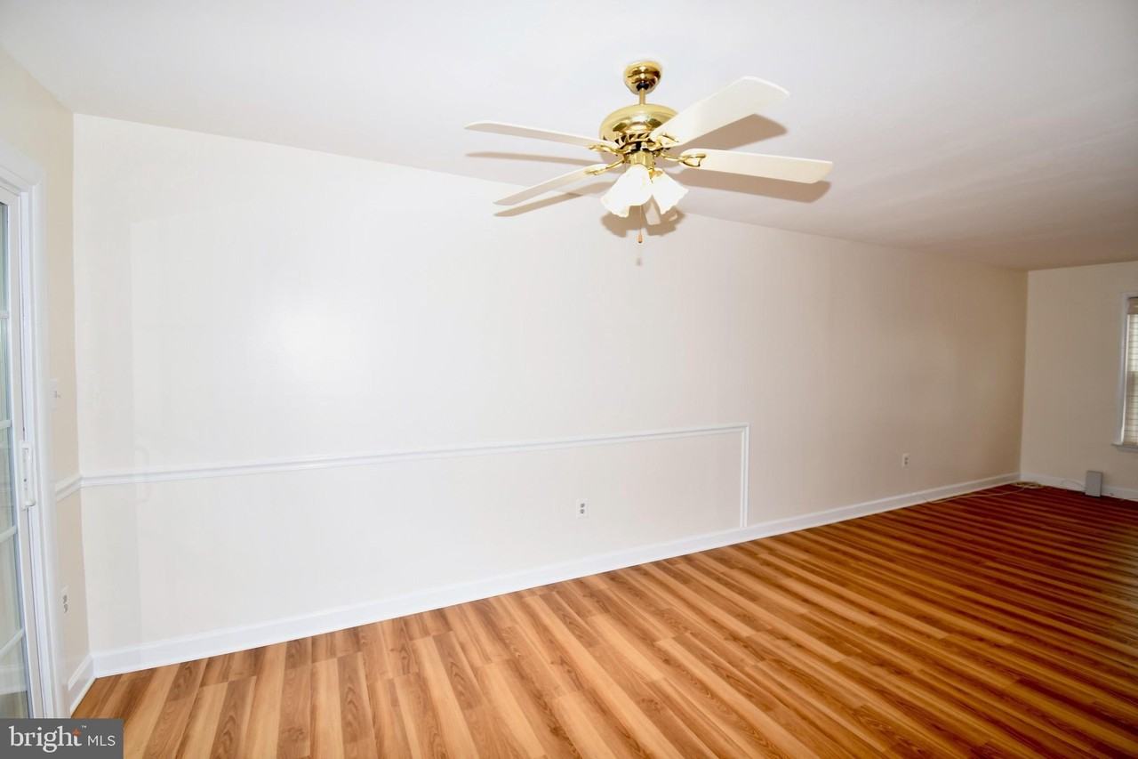 25253 Conrad Ct - Photo 7 of 21