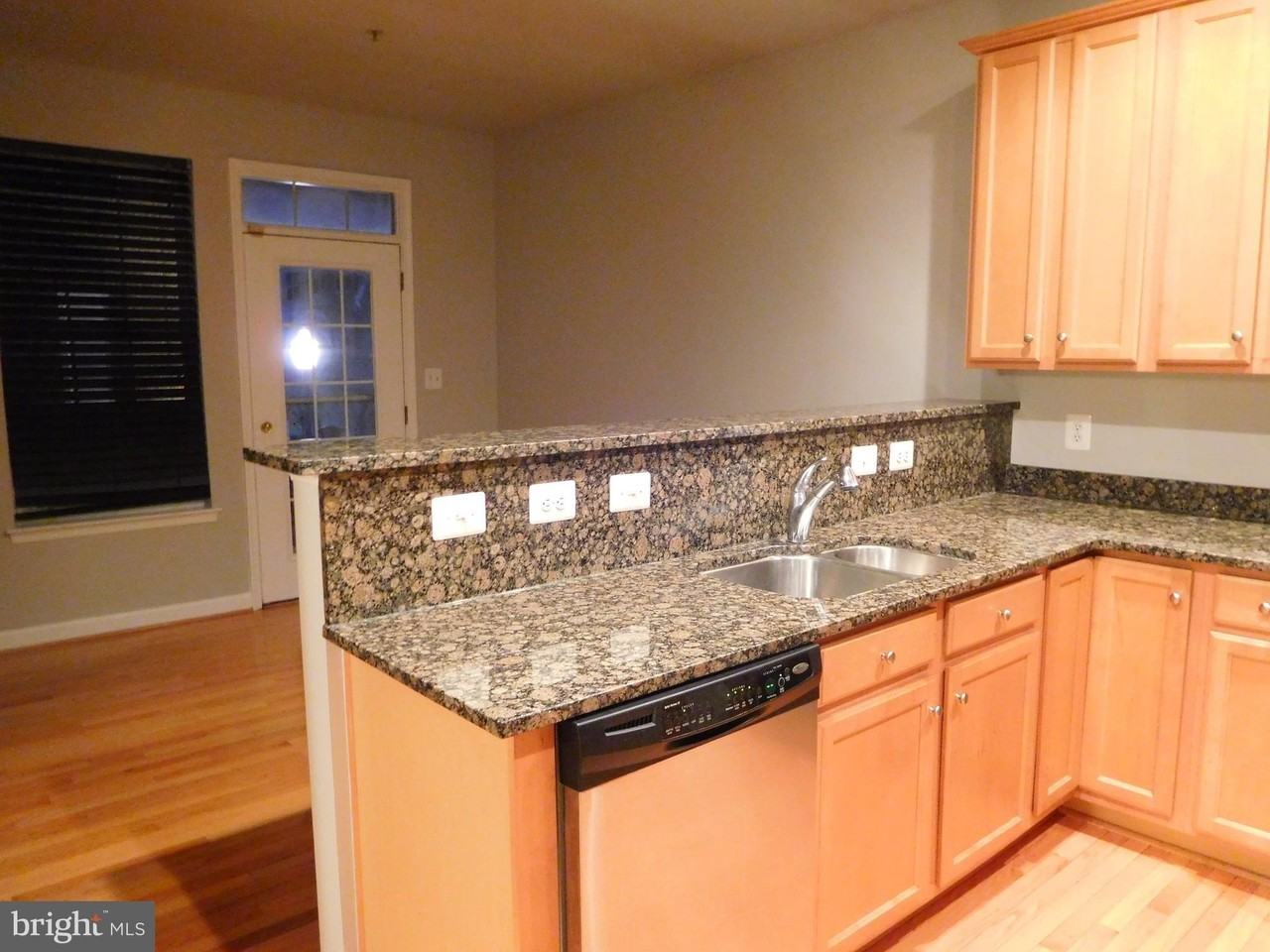 4302 Talmadge Cir - Photo 4 of 16