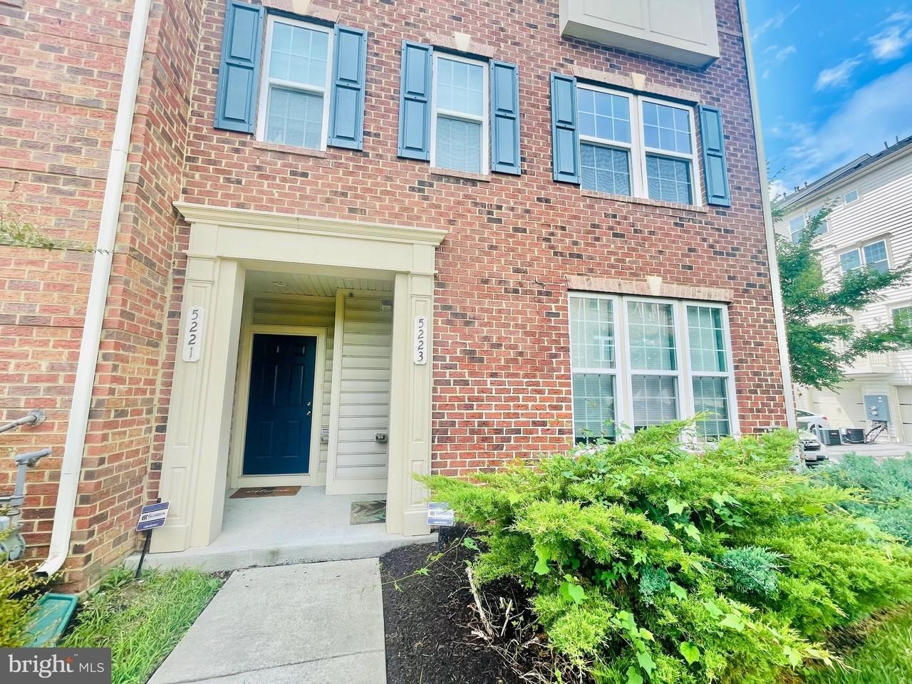 5221 Sable Ct #307B - Photo 3 of 36
