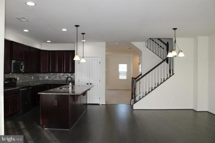 5221 Sable Ct #307B - Photo 5 of 36