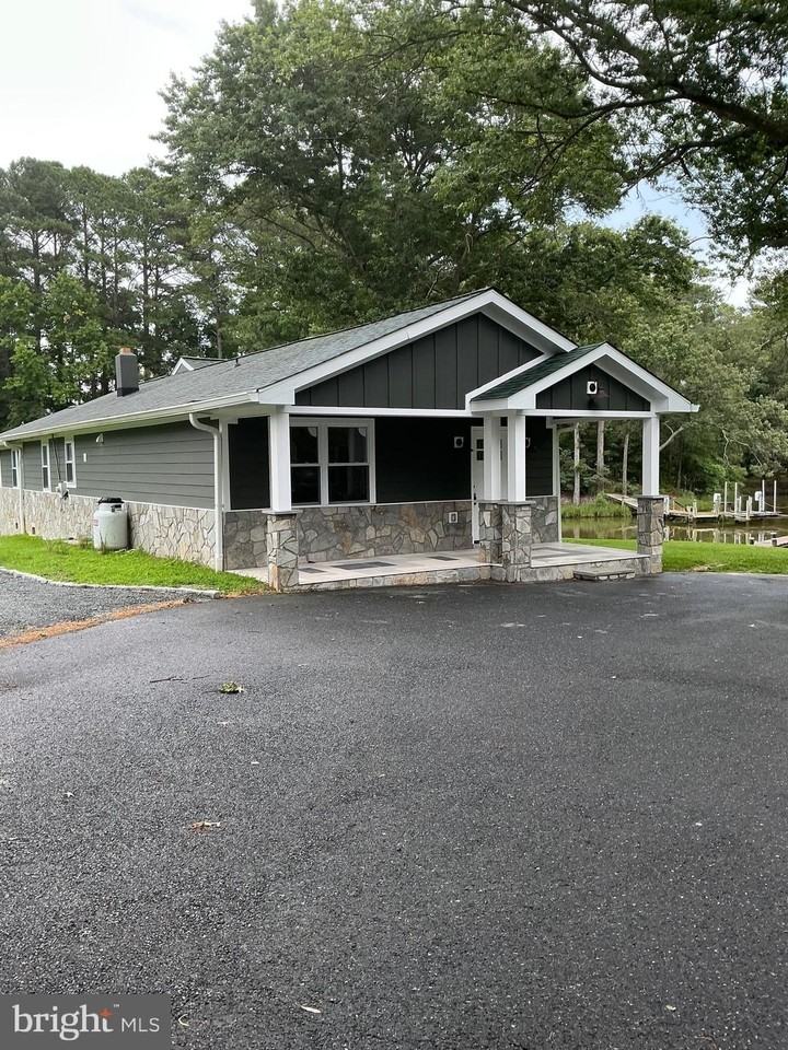 109 Yewell Rd