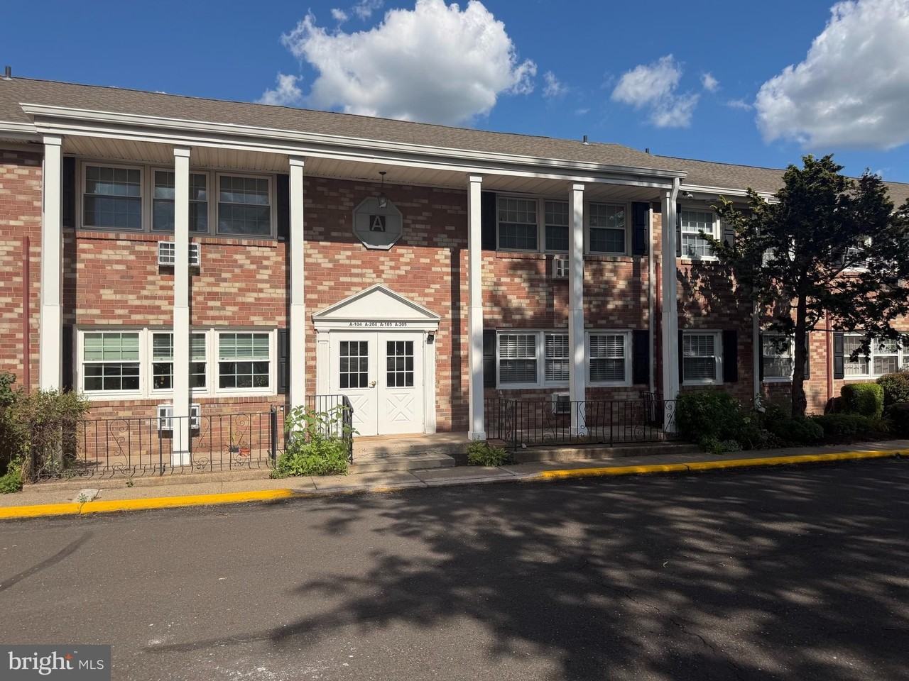 403 S Main St #105