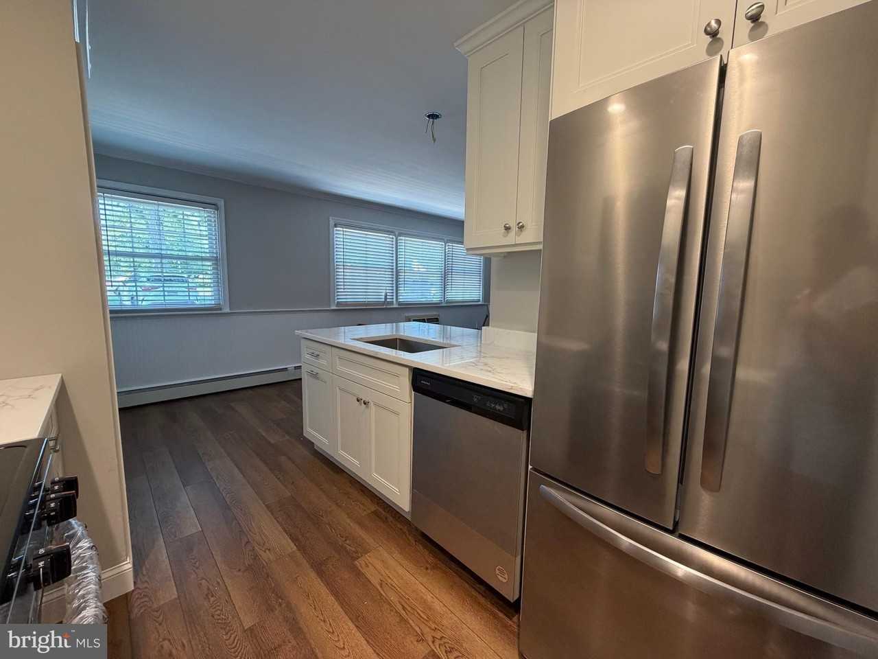 403 S Main St #105 - Photo 7 of 16