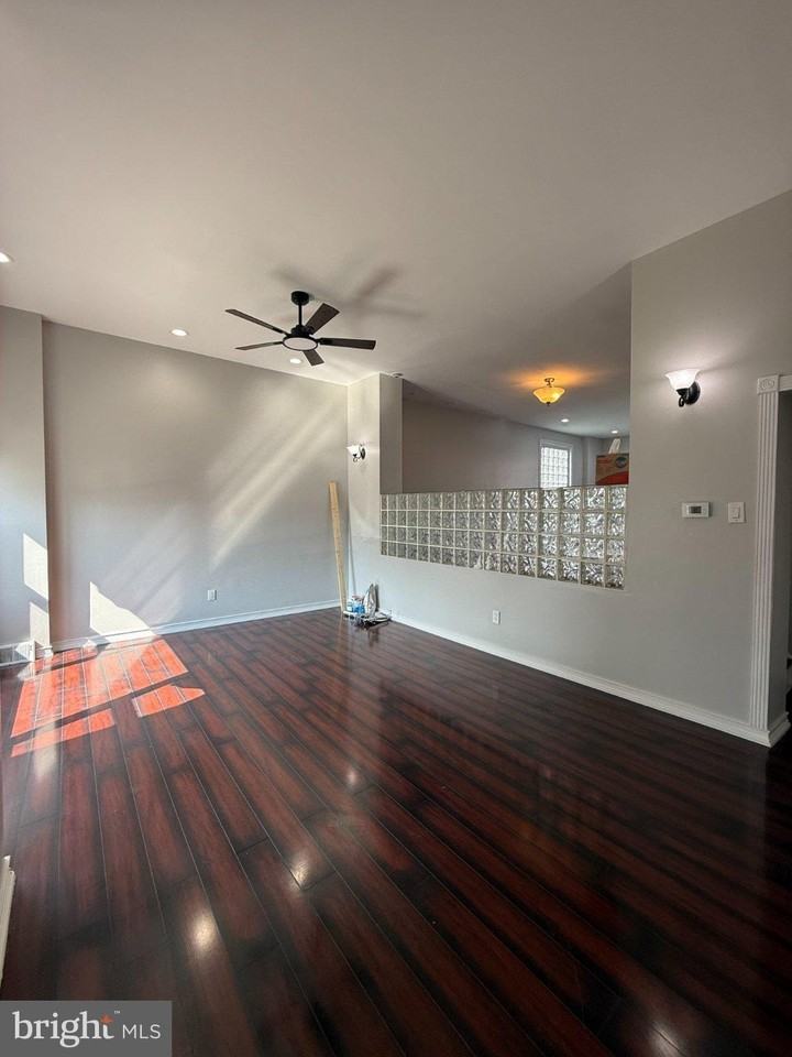 5137 Euston Ct - Photo 4 of 29
