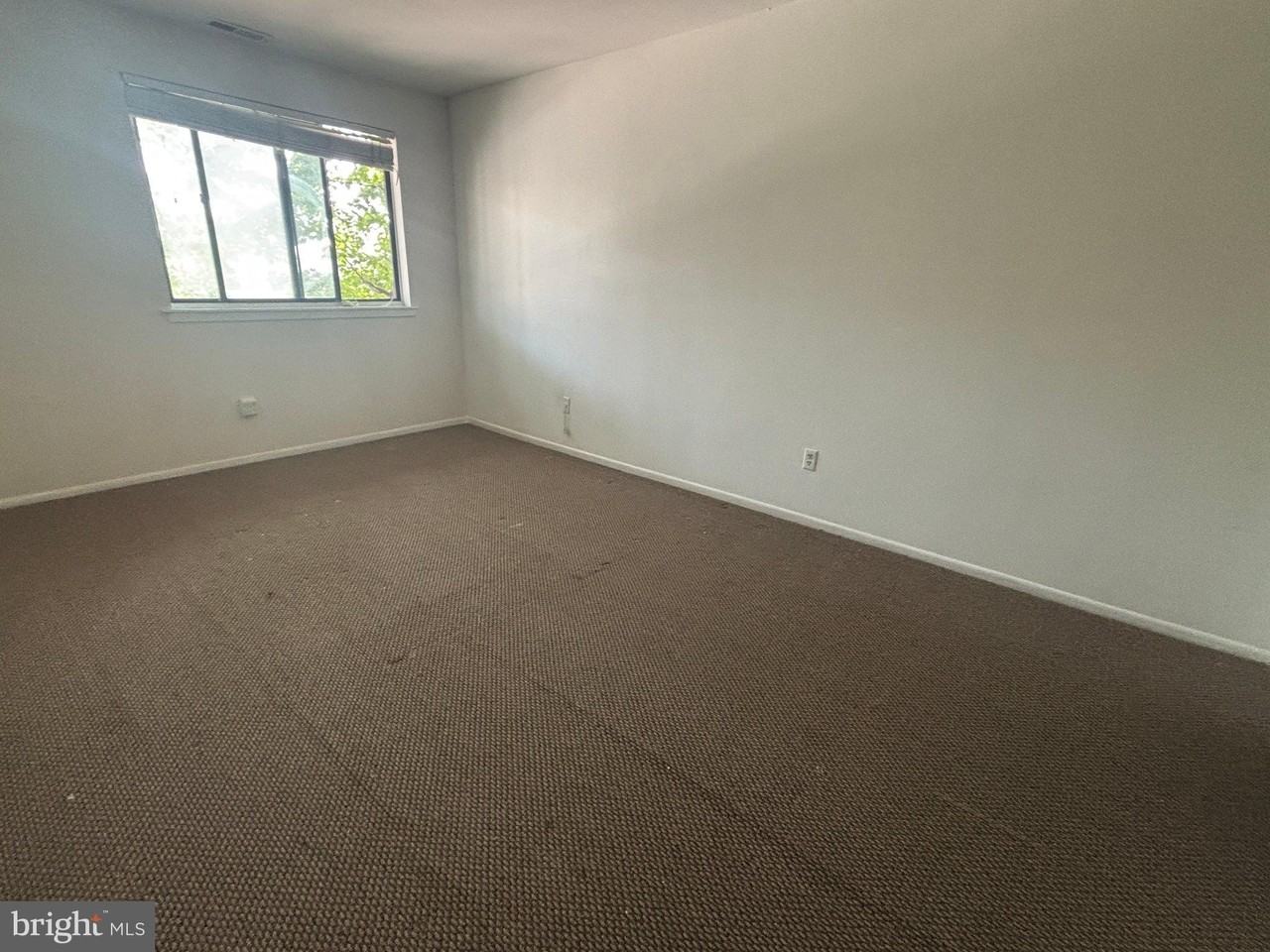 2419 Tremont St #B - Photo 3 of 6