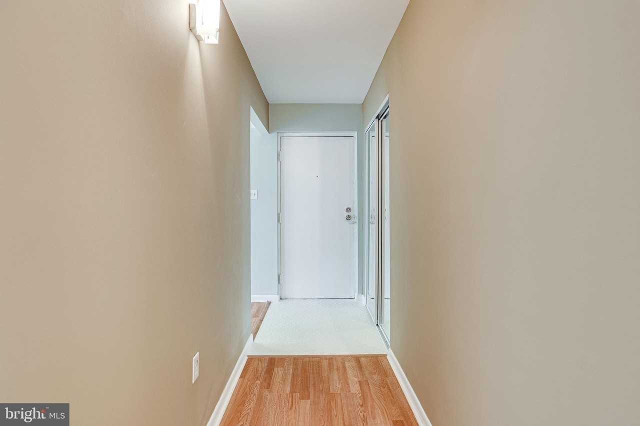 2210 Springwood Dr #207 - Photo 7 of 28