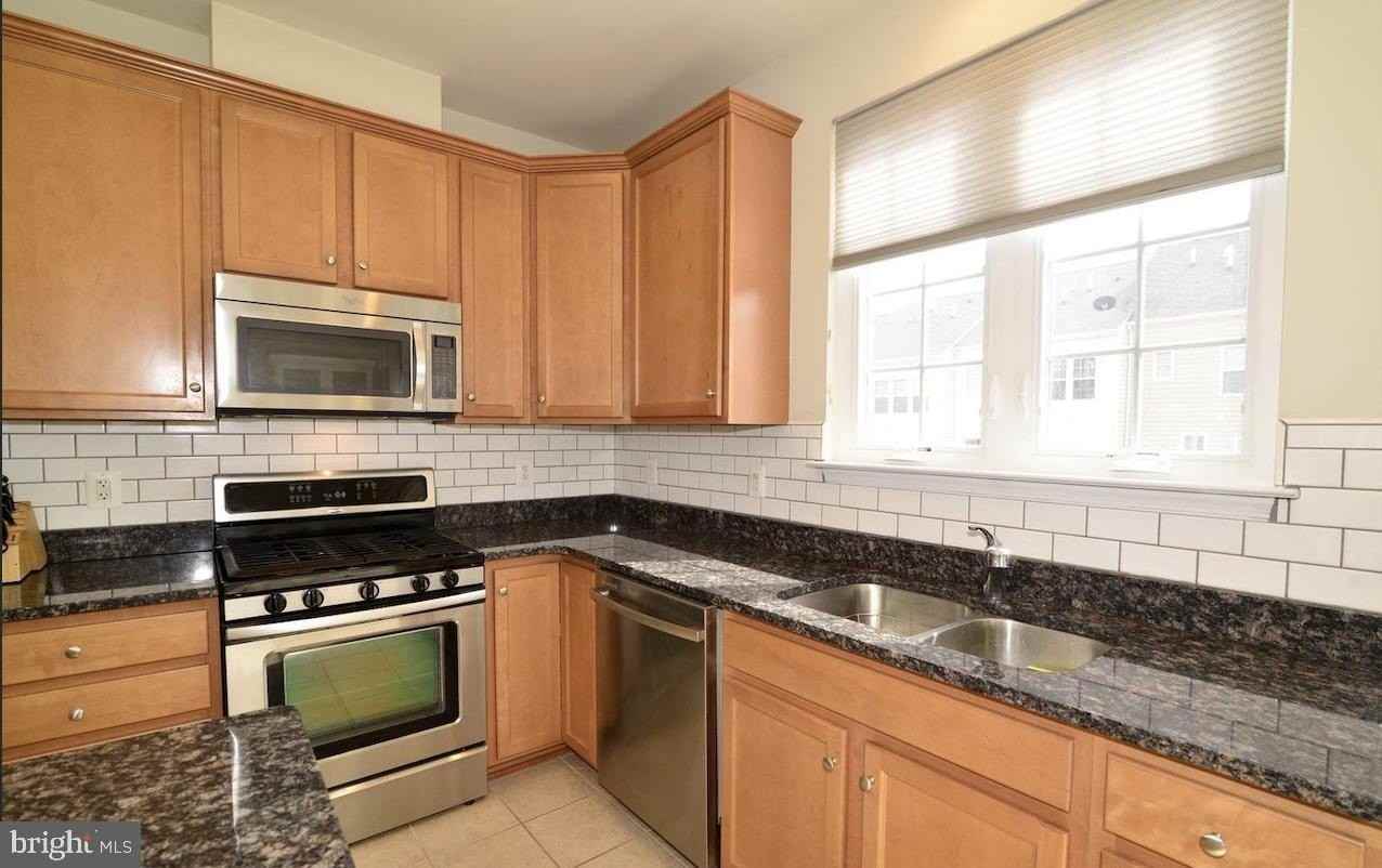 25496 Schooley Mill Ter - Photo 3 of 15