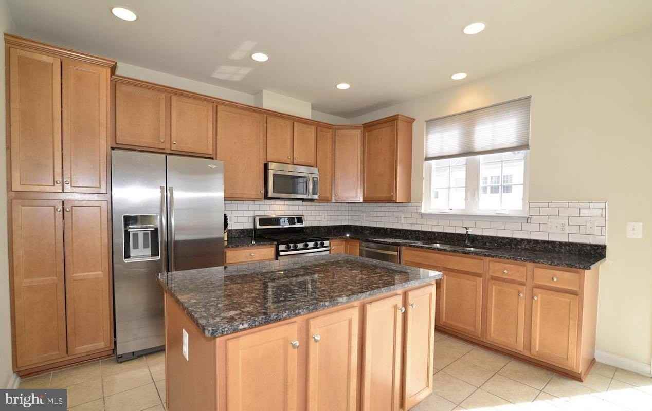25496 Schooley Mill Ter - Photo 4 of 15