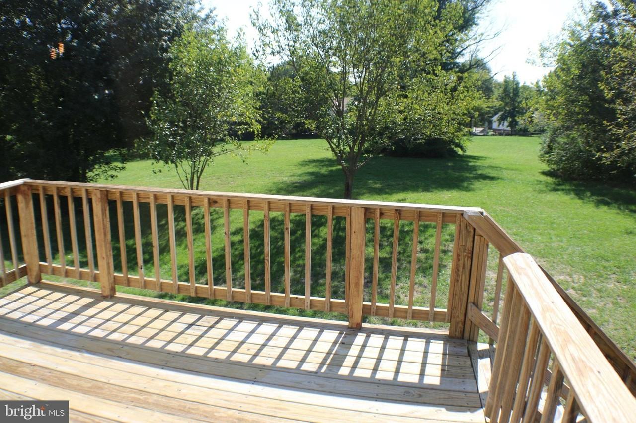 5077 Macnamara Dr - Photo 5 of 5
