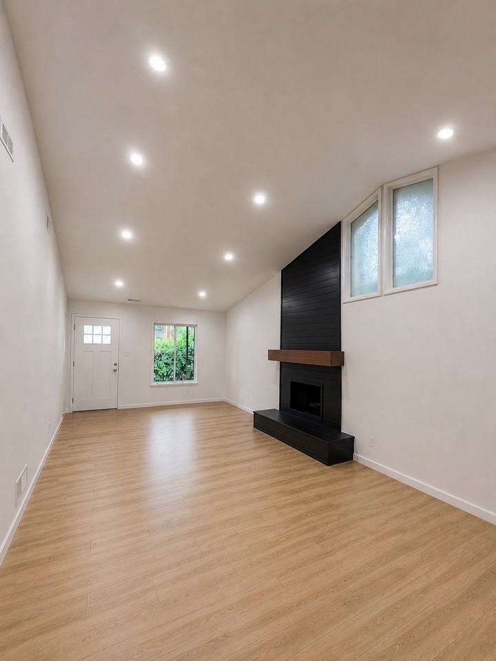 2112 Valley Oaks Dr Se #1 - Photo 4 of 11