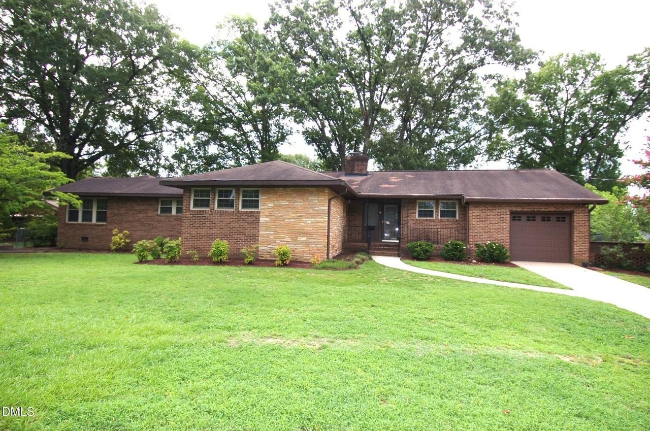 706 Smedes Pl