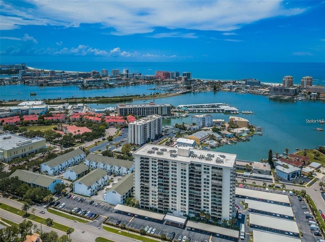 400 Island Way #309 - Photo 3 of 16