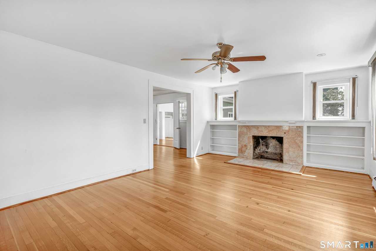 170 Huntington Tpke - Photo 7 of 40