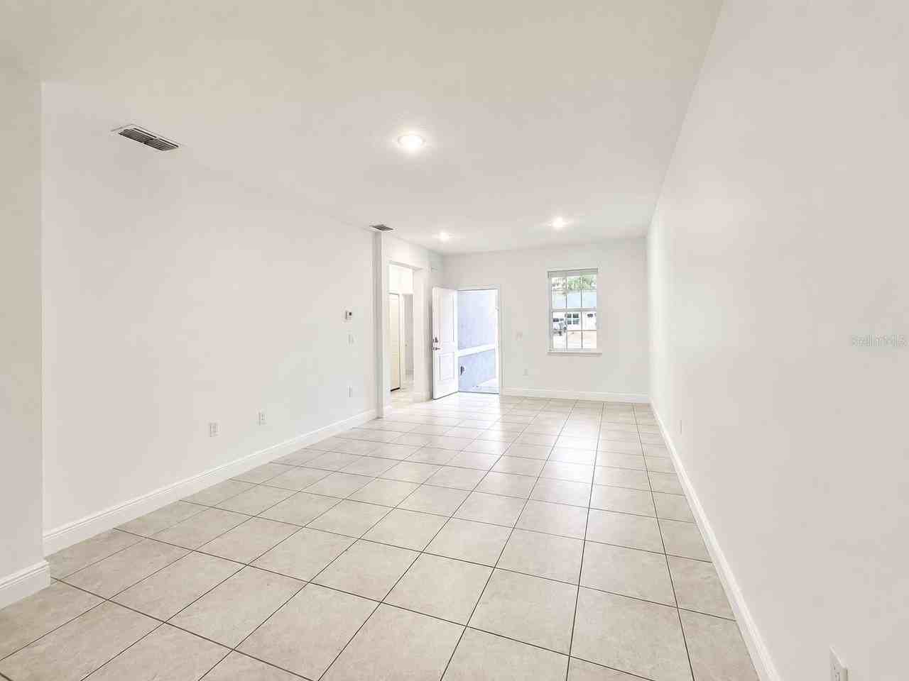 9130 N Mendoza Way #1 - Photo 3 of 15