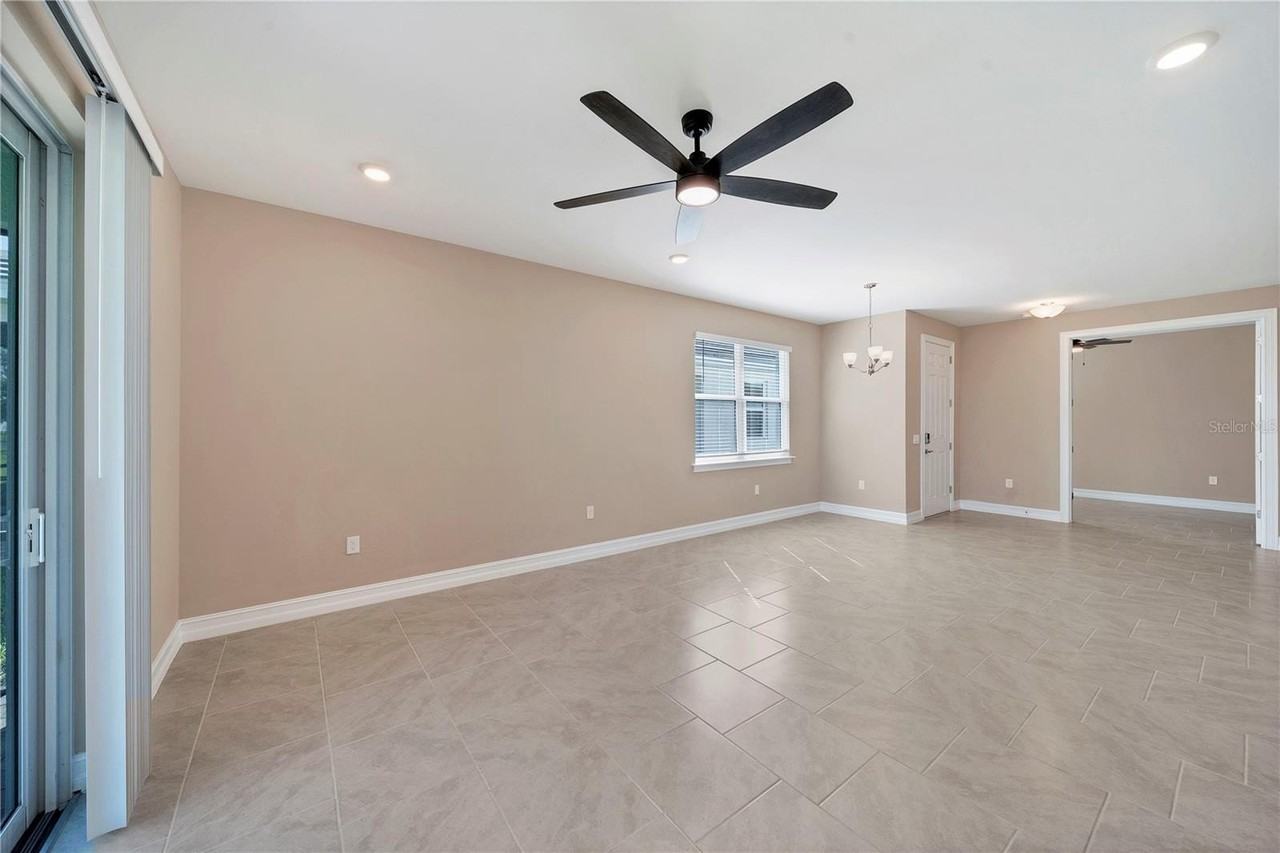305 Ibiza Loop - Photo 6 of 45