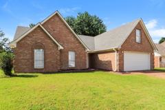 6752 Oakmoor Cir S - Photo 1 of 1