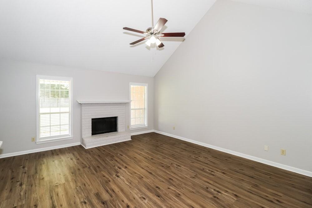 6752 Oakmoor Cir S - Photo 6 of 17