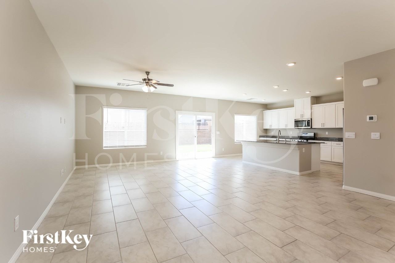 1881 Vass Springs Pl - Photo 3 of 19
