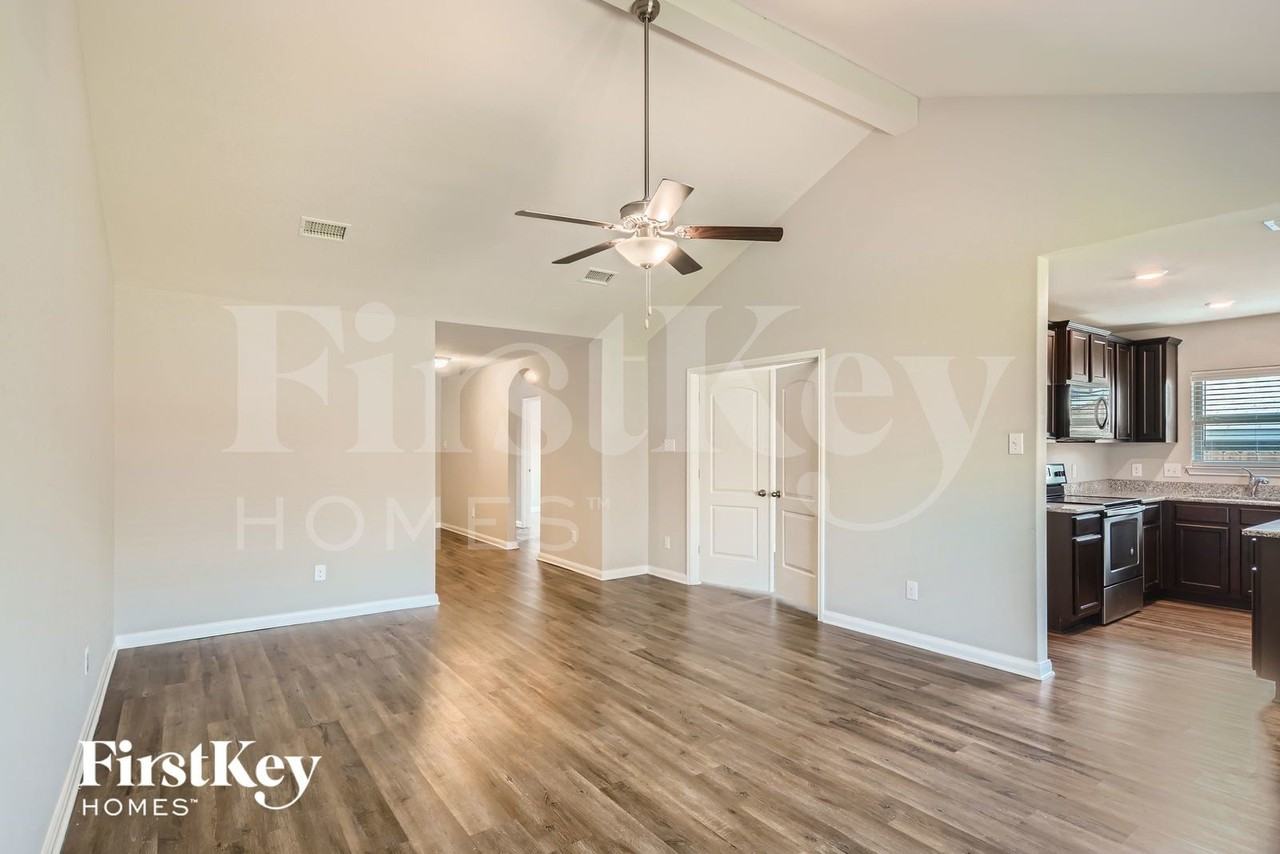14259 Chaps Dr - Photo 6 of 28