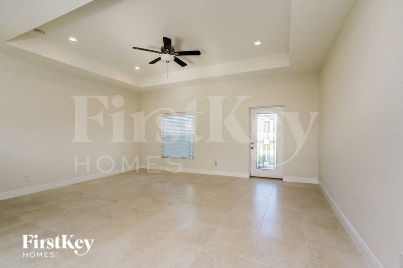 2120 Nw 16th Pl - Photo 3 of 15