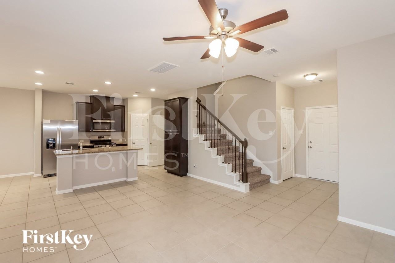 12907 Silverbank Run Dr - Photo 3 of 15