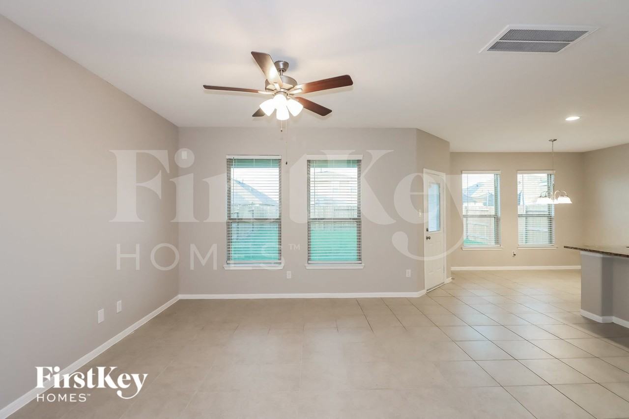 12907 Silverbank Run Dr - Photo 4 of 15