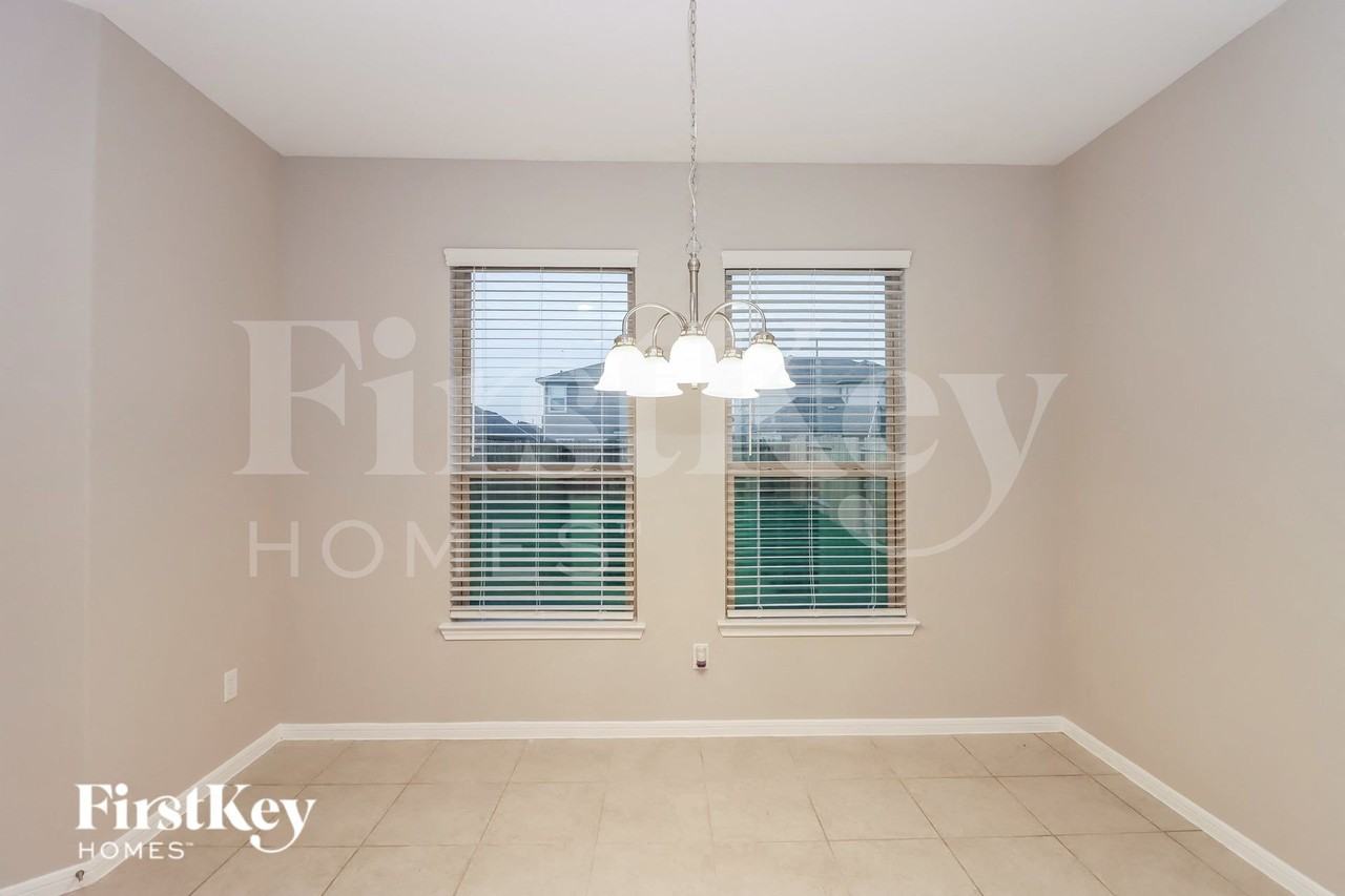 12907 Silverbank Run Dr - Photo 5 of 15