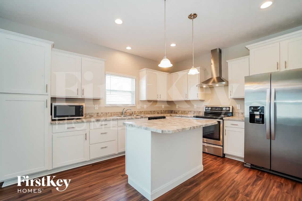 5602 Tarboro Pl - Photo 6 of 16