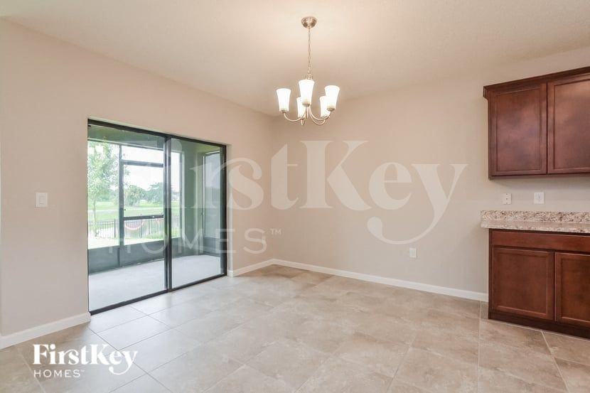 3747 Loggerhead Ln - Photo 4 of 16