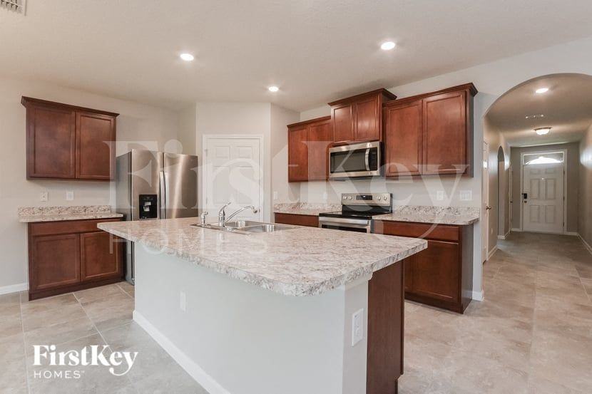 3747 Loggerhead Ln - Photo 6 of 16