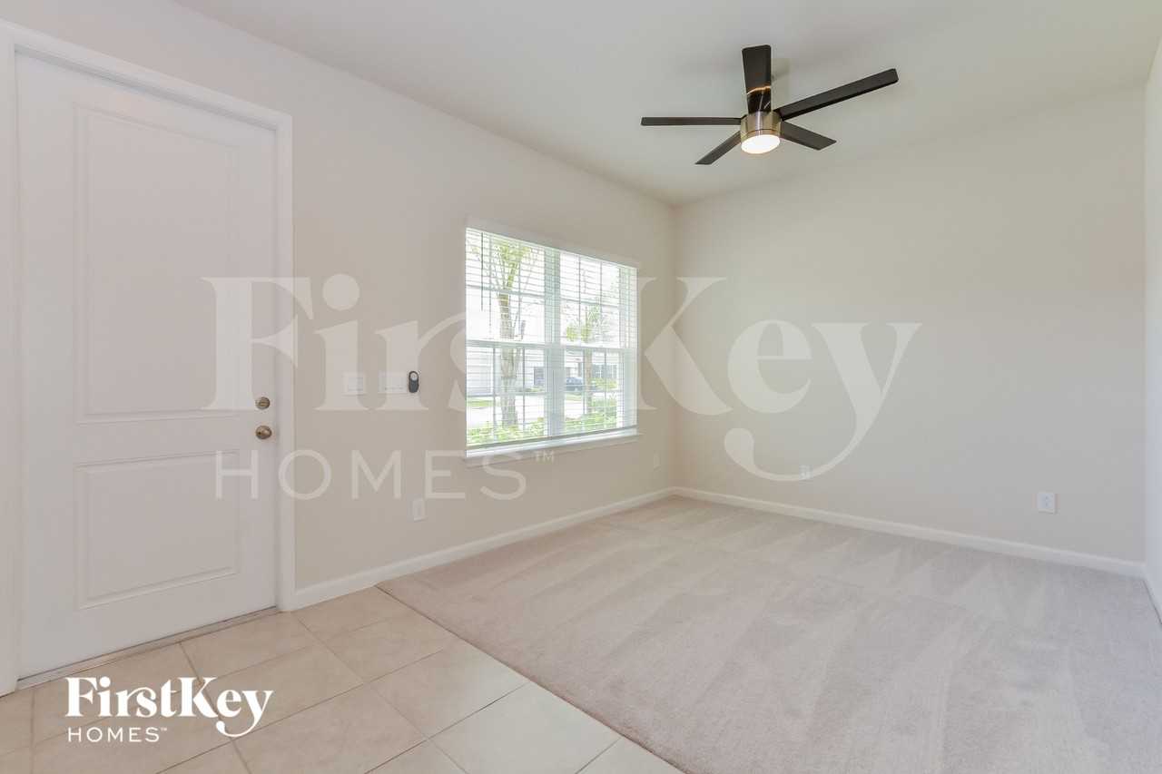 3598 Lazy River Ter - Photo 2 of 19