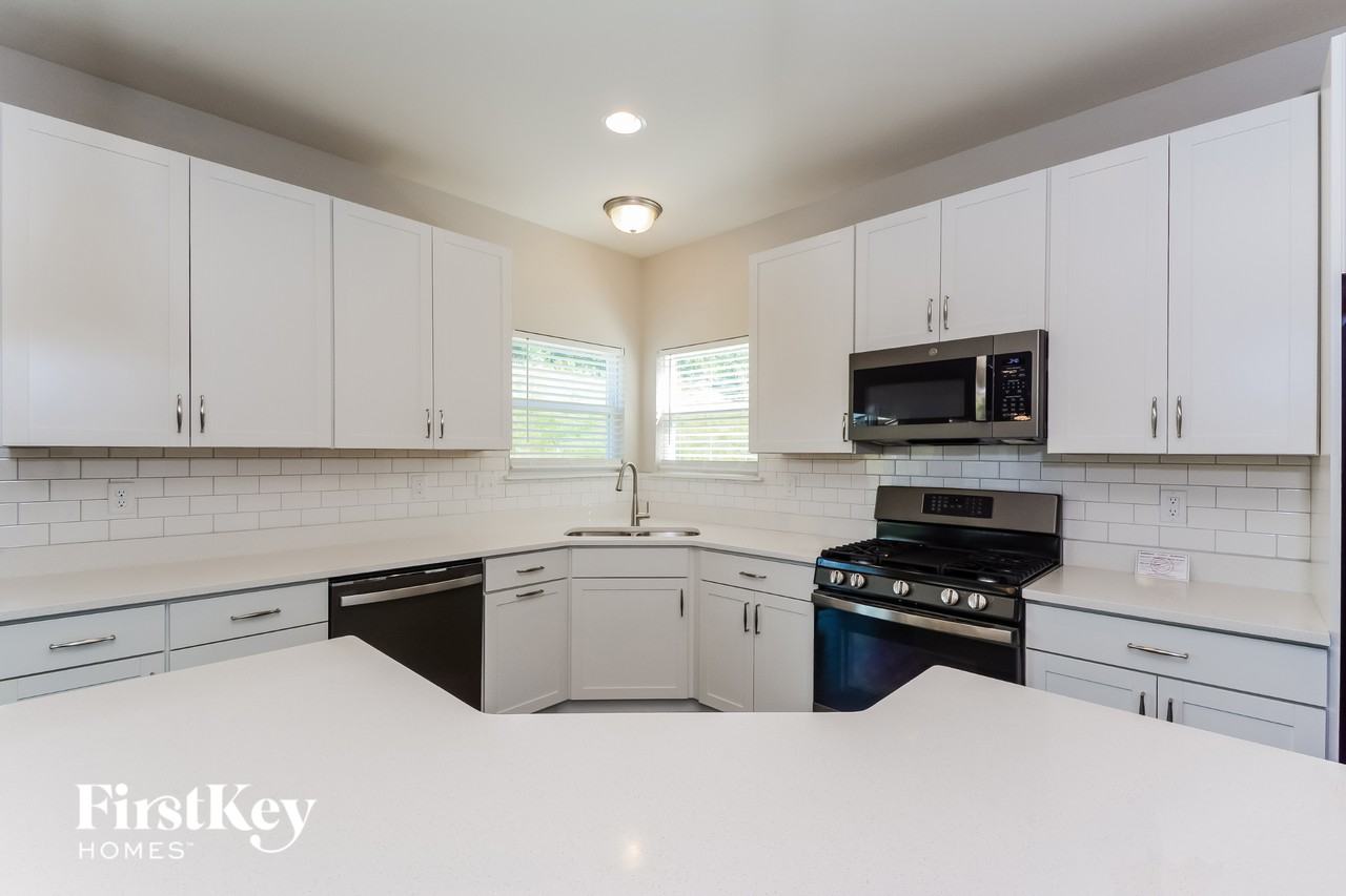 476 Timber Valley Trl - Photo 7 of 15