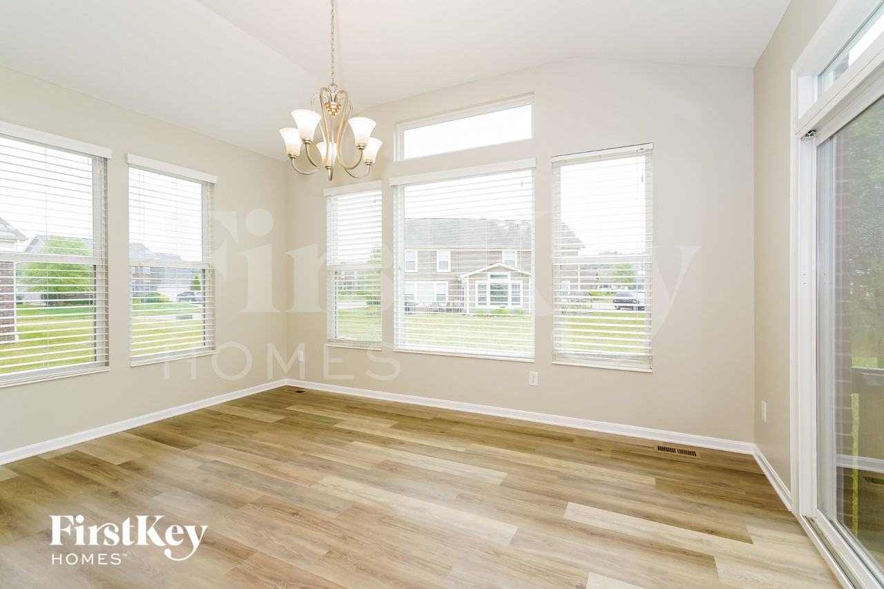 6492 W Riverside Rd - Photo 3 of 15