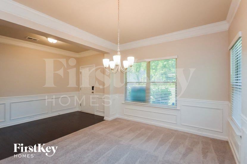 6286 Odum Cir Nw - Photo 4 of 15