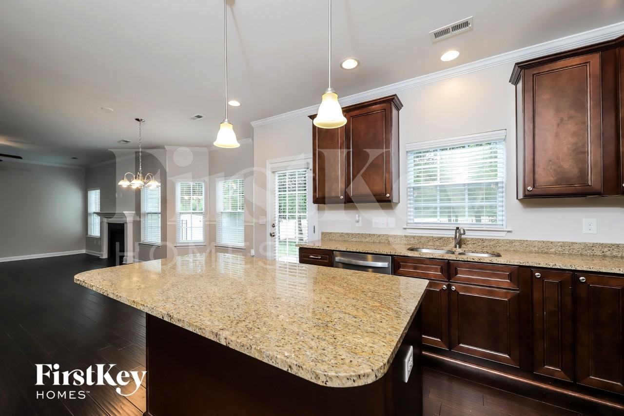 132 Bethel Oaks Ct - Photo 6 of 15