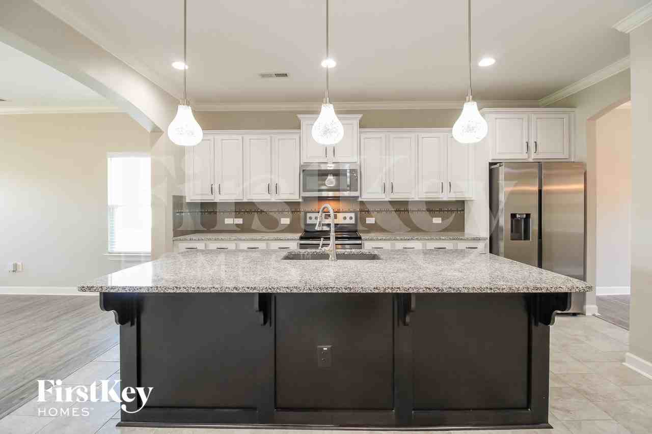 2448 Moss Grove Xing - Photo 5 of 15