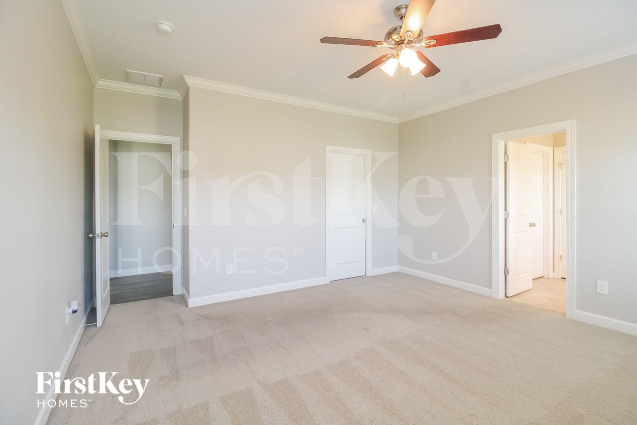 2448 Moss Grove Xing - Photo 7 of 15