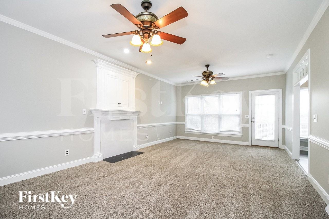 4413 Winterberry Ridge Ct - Photo 3 of 15