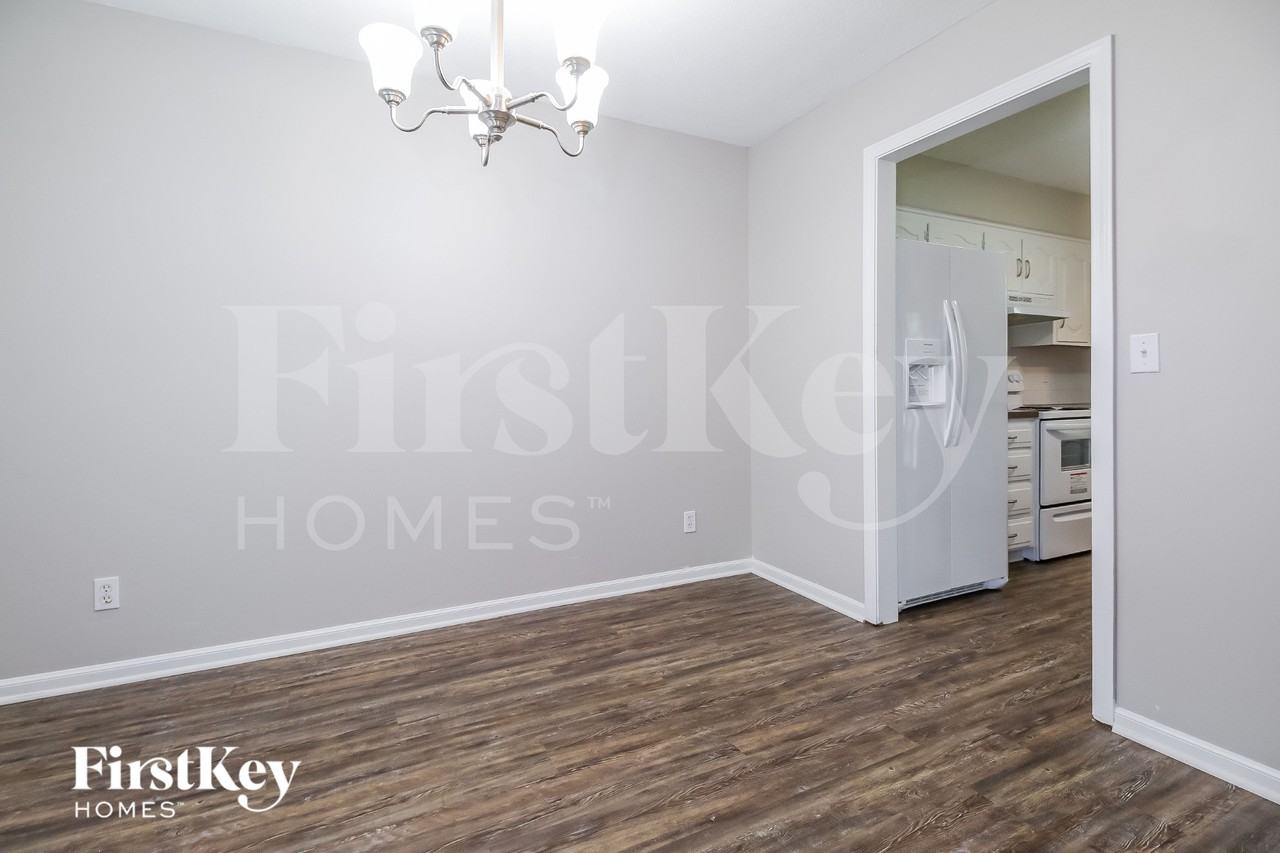 9805 Nw View Coves Dr - Photo 6 of 18