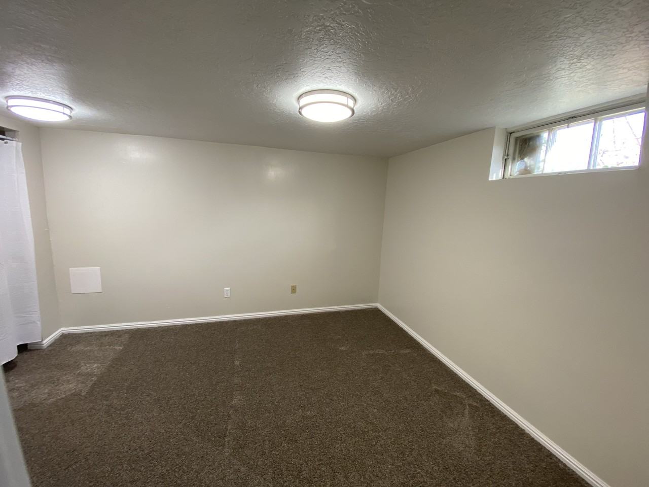 950 Se, - Photo 5 of 10