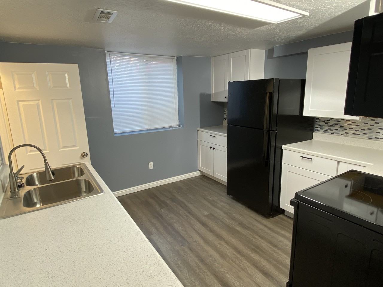 950 Se, - Photo 6 of 10