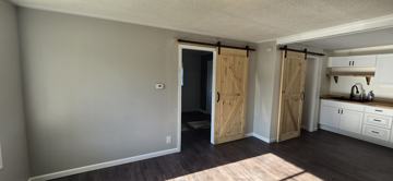 featured image of 300 N Detroit St #1
