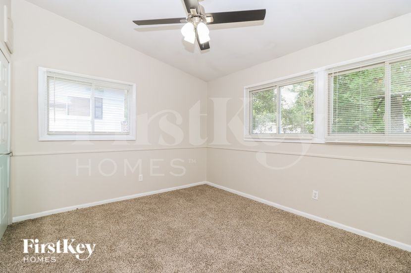 445 Ridge Dr - Photo 7 of 16
