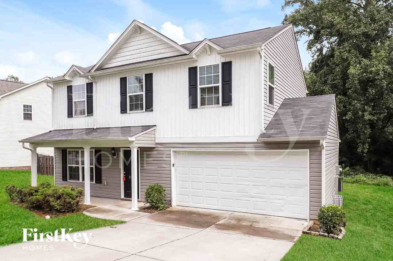 2204 Matthew Oaks Ct - Photo 2 of 16