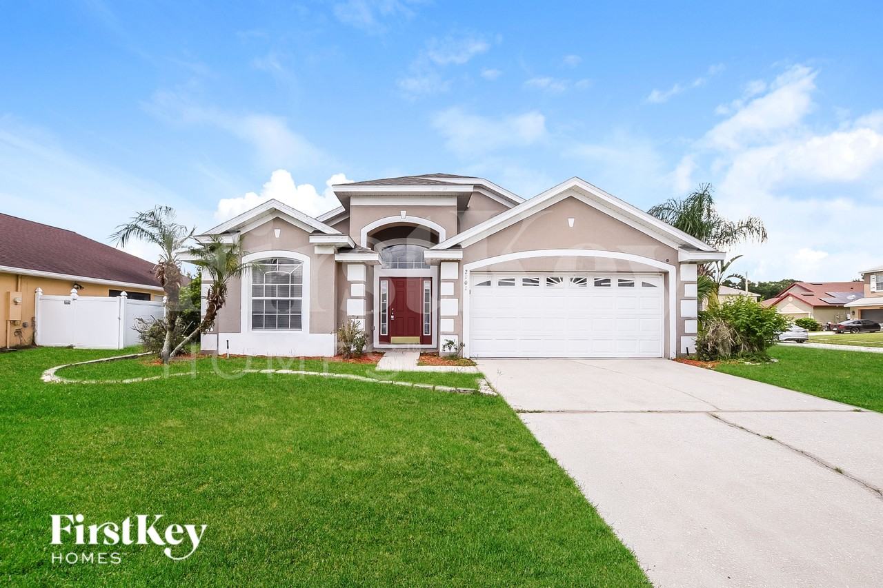 2101 Laparelle Dr
