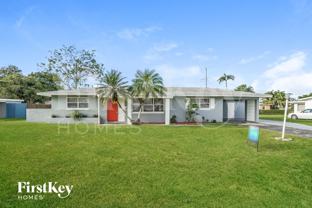 202 E Jasmine Rd - Photo 1 of 1