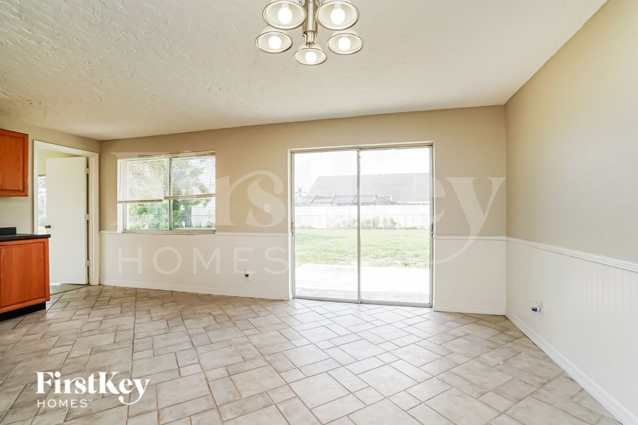 1428 Seterrace - Photo 6 of 18