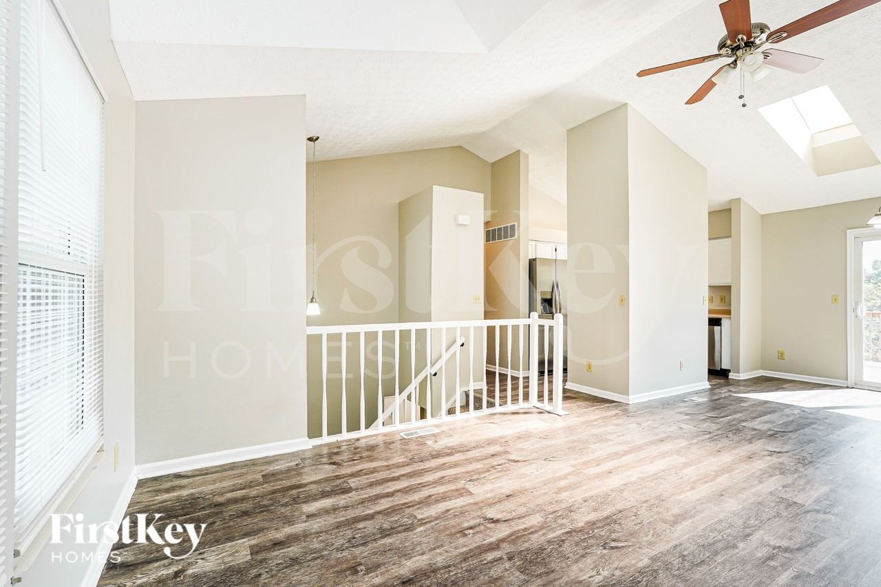 1408 Ginseng Dr - Photo 2 of 19