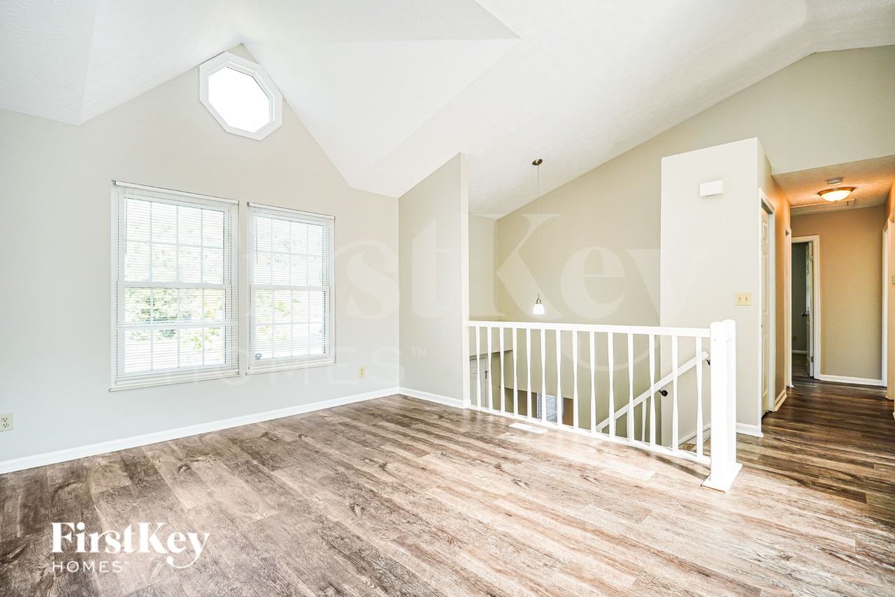 1408 Ginseng Dr - Photo 3 of 19