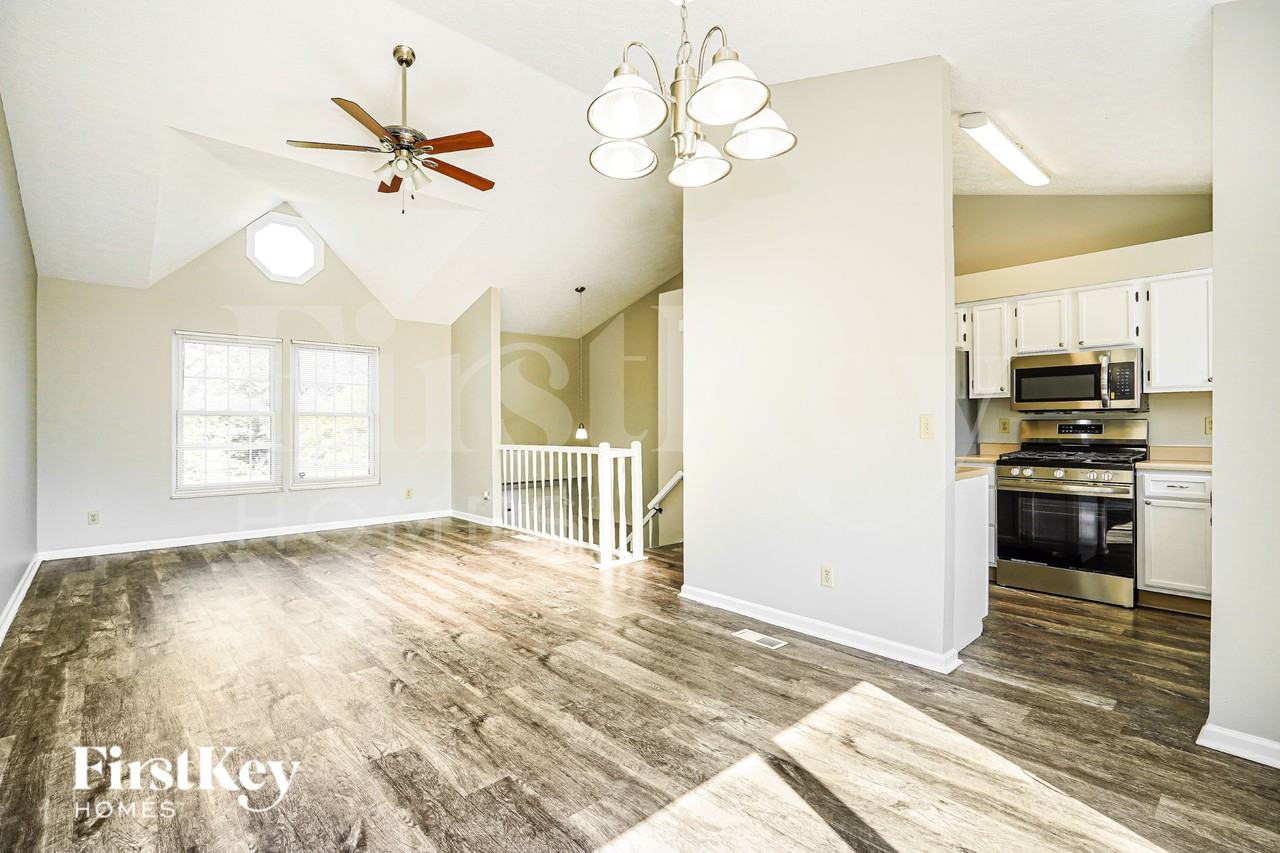 1408 Ginseng Dr - Photo 5 of 19